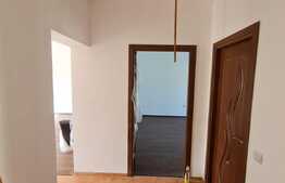 Apartament de 50 mp utili si pod de 54 mp inscris in CF, parcare optionala, zona Porii