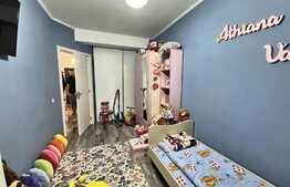 Apartament la cheie, 3 camere, 72 mp, etaj intermediar, garaj! Zona Sub Cetate!