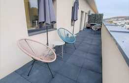 Apartament 2 camere, modern, terasa 39 mp, priveliste, zona VIVO