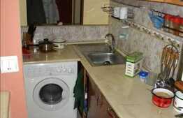 Apartament 2 camere de vanzare, 51 mp utili, zona Garbau, cu boxa si parcare