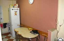 Apartament 2 camere de vanzare, 51 mp utili, zona Garbau, cu boxa si parcare