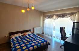 Apartament cu 2 camere, 51 mp, 2 balcoane, parcare, zona Eroilor