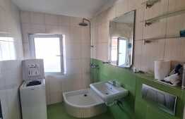 Apartament cu 2 camere, 51 mp, 2 balcoane, parcare, zona Eroilor