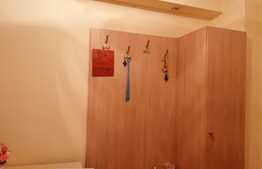 Apartament 2 camere decomandate, etaj intermediar, zona Interservisan!