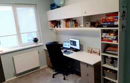 Apartament 3 camere, 76 mp, parcare, zona Eroilor!