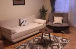 Apartament de 2 camere, decomandat, parcare, Centrul Civic