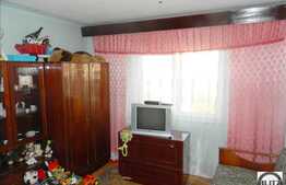 2 camere de vanzare, 57 mp zona Intre Lacuri