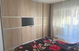 Garsoniera decomandata, 38 mp, parcare, zona strazii Eroilor 