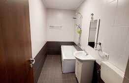 Apartament 3 camere, parcare, zona Stejarului