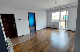 Apartament 3 camere, parcare, zona Stejarului