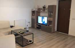 Apartament 2 camere, etaj intermediar,parcare,zona Florilor