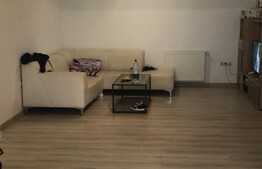 Apartament 2 camere, etaj intermediar,parcare,zona Florilor