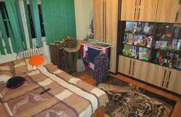 Apartament 2 camere, 47 mp, decomandat, zona strazii 1 Decembrie