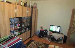 Apartament 2 camere, 47 mp, decomandat, zona strazii 1 Decembrie