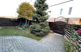 Apartament de 2 camere, 40 mp, acces la curte, zona strazii Romul Ladea