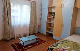 Apartament de 3 camere, 75mp, petfriendly, zona strazii Arinilor