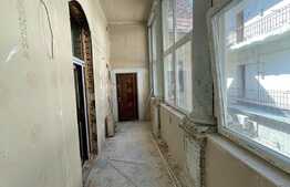 Iti doresti un apartament in Piata Unirii? Tavan inalt, 37 mp!