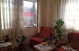 De vanzare casa traditionala cu 4700 mp teren, Valcele! 