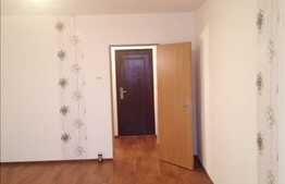 1 camera, 32 mp utili, zona strazii Parang