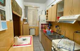 Apartament 2 camere, tavan înalt, 48 mp utili, Semicentral