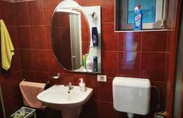 Casa de 600 mp utili, curte generoasa, 2000 mp teren, in Sanpetru!