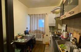 Apartament 2 camere decomandat, etaj intermediar, la cheie ! Zona Vivo