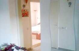 3 camere, mobilat modern, zona strazii Al. Vlahuta. Loc de parcare!