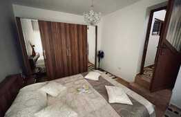 Casa zona centrala, aproape de magazine si bus, 90 mp, 350 mp teren!