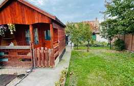 Casa zona centrala, aproape de magazine si bus, 90 mp, 350 mp teren!