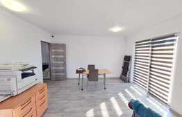 Exclusiv, apartament/birou 3 camere, 79 mp, 2 parcari, finisat, zona Calea Turzii