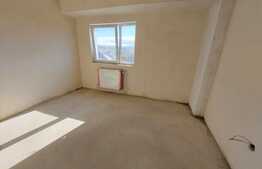 Apartament 3 camere, semifinisat, 66 mp., lift, zona Lidl