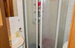 Vanzare apartament 4 camere, 80 mp utili, zona Kaufland, cu boxa si parcare