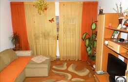 Vanzare apartament 4 camere, 80 mp utili, zona Kaufland, cu boxa si parcare