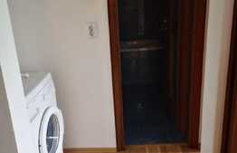 Apartament 4 camere, decomandat, zonă liniștită, aproape de Calea București