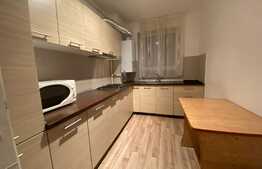 Apartament de 2 camere, decomandat, 48 mp, zona Bartolomeu 