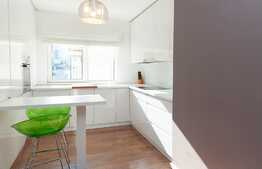 Apartament superb, 97 mp, parcare, finisaje lux, in Andrei Muresanu!