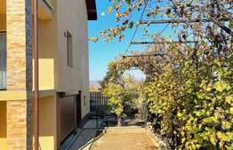 Casa individuala la cheie, 200 mp utili, 520 mp teren, Dezmir