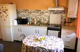 Casa de vanzare cu 460 mp teren! Zona Parcul Armatura!