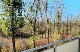 Apartament cu 3 camere, etaj intermediar, orientare sud-vest, parcare! Zona Vivo!