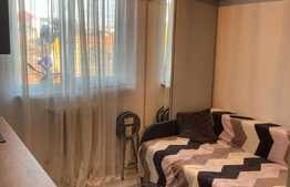 Garsoniera moderna, proaspat renovata, zona Hotel Royal