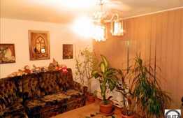 Apartament 3 camere, 72 mp zona Intre Lacuri