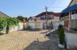 Spatiu comercial de 260 mp, zona Sacele