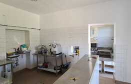 Spatiu comercial de 260 mp, zona Sacele