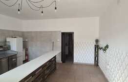 Spatiu comercial de 260 mp, zona Sacele