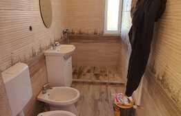 Apartament cu 3 camere, finisat, 2 garaje, 73mp,in Baciu 