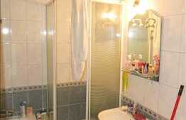 2 camere de vanzare, 56 mp, cu boxa  si  loc de parcare in garaj