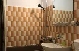 Apartament de 3 camere, decomandat, 68 mp, zona BRD central