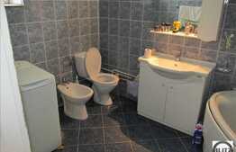 Apartament pe 2 nivele, 4 camere decomandate, 115 mp utili, zona Piata Cipariu!