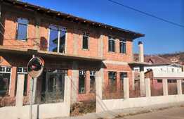 Casa noua unifamiliala 230 mp utili, 500 mp teren, Baciu