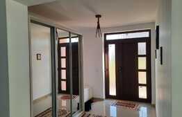 De vanzare casa individuala,180 mp utili, 2500 mp teren,zona linistita